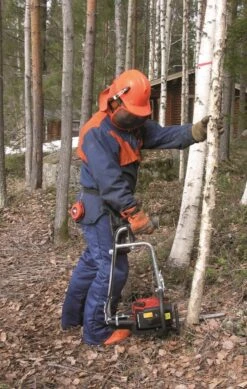 Apuri® -kaatokahva Moottorisahaan